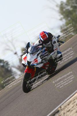 media/Nov-02-2025-Lets Ride (Sun) [[f7a3caa734]]/C Group/1140am (Turn 2 Inside)/